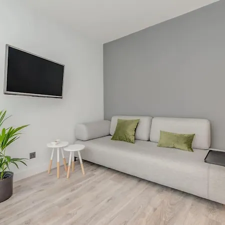 Tessa Apartment